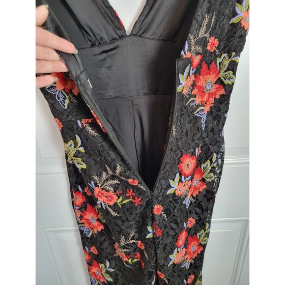 Lovers and Friends Floral Lace Jumpsuit Size S - Picture 8 of 9